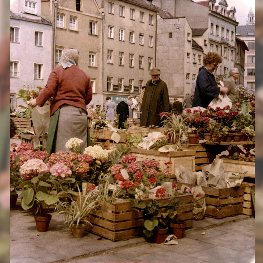 Flower market by Herbert Wendling